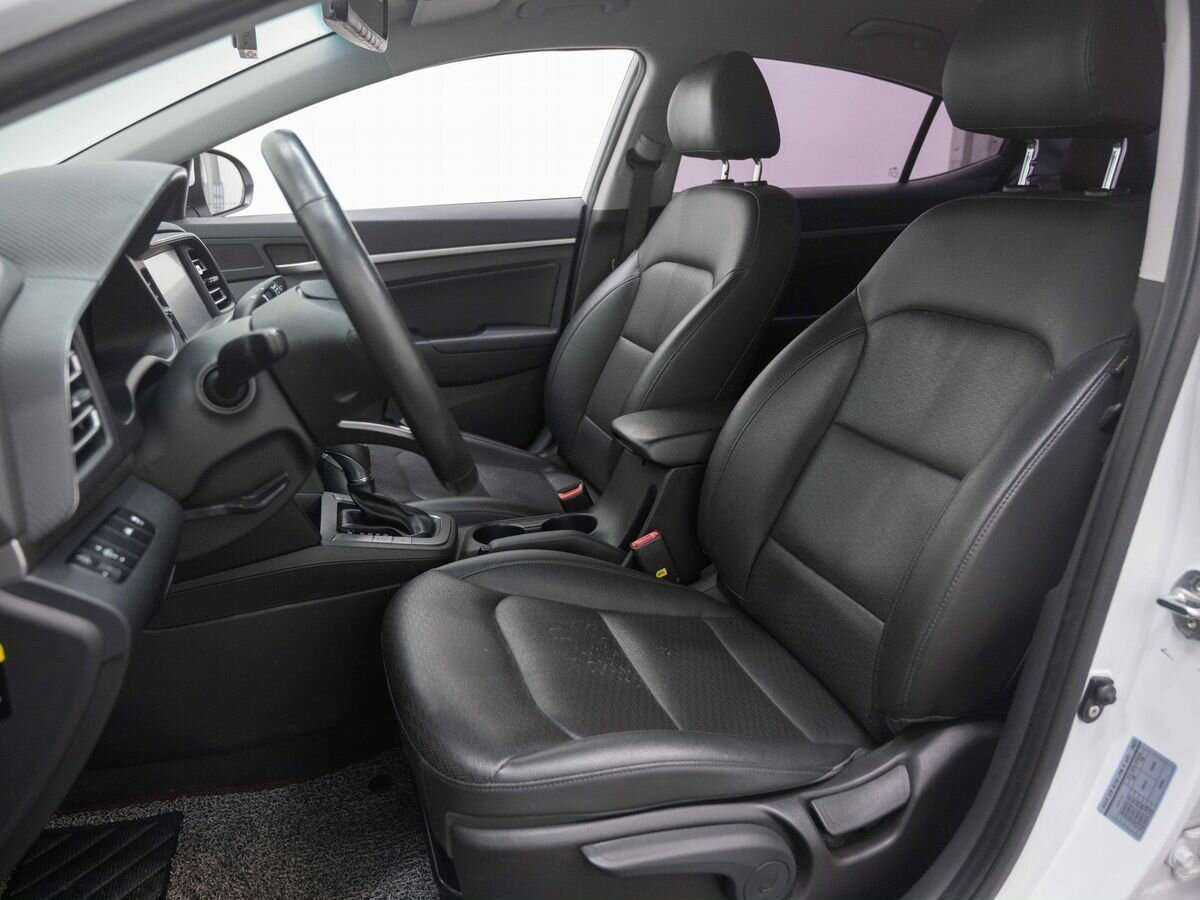 Купить Hyundai Avante с пробегом. Фото: #7