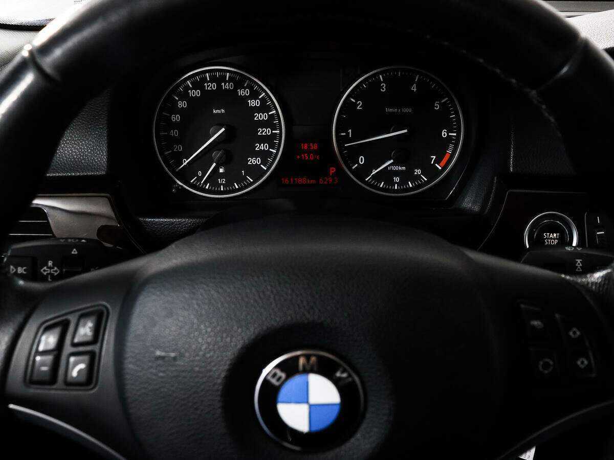 Купить BMW 3 серии с пробегом. Фото: #17