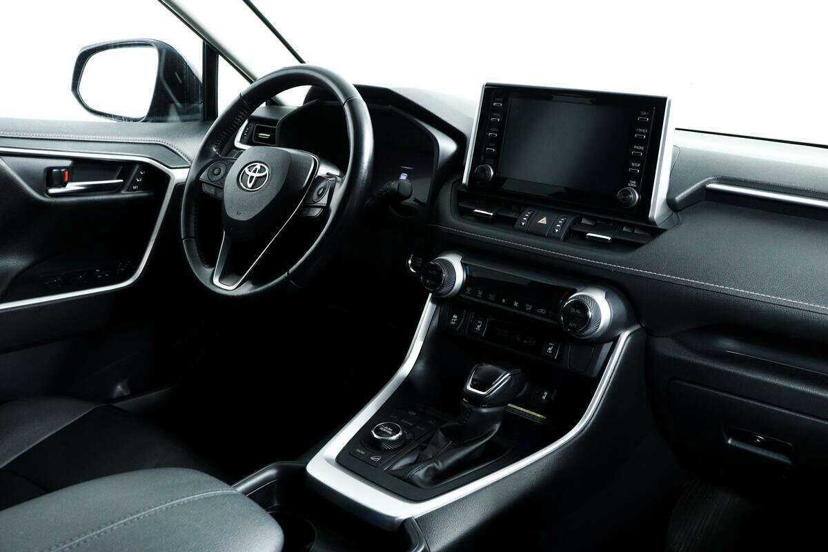 Купить Toyota RAV4 с пробегом. Фото: #8