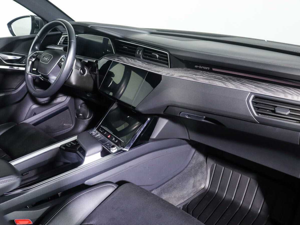 Купить Audi e-tron с пробегом. Фото: #6
