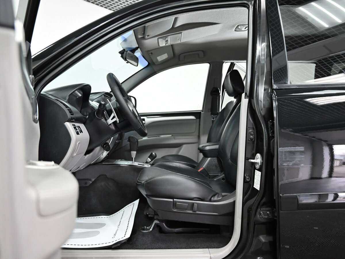 Купить Mitsubishi Pajero Sport с пробегом. Фото: #7