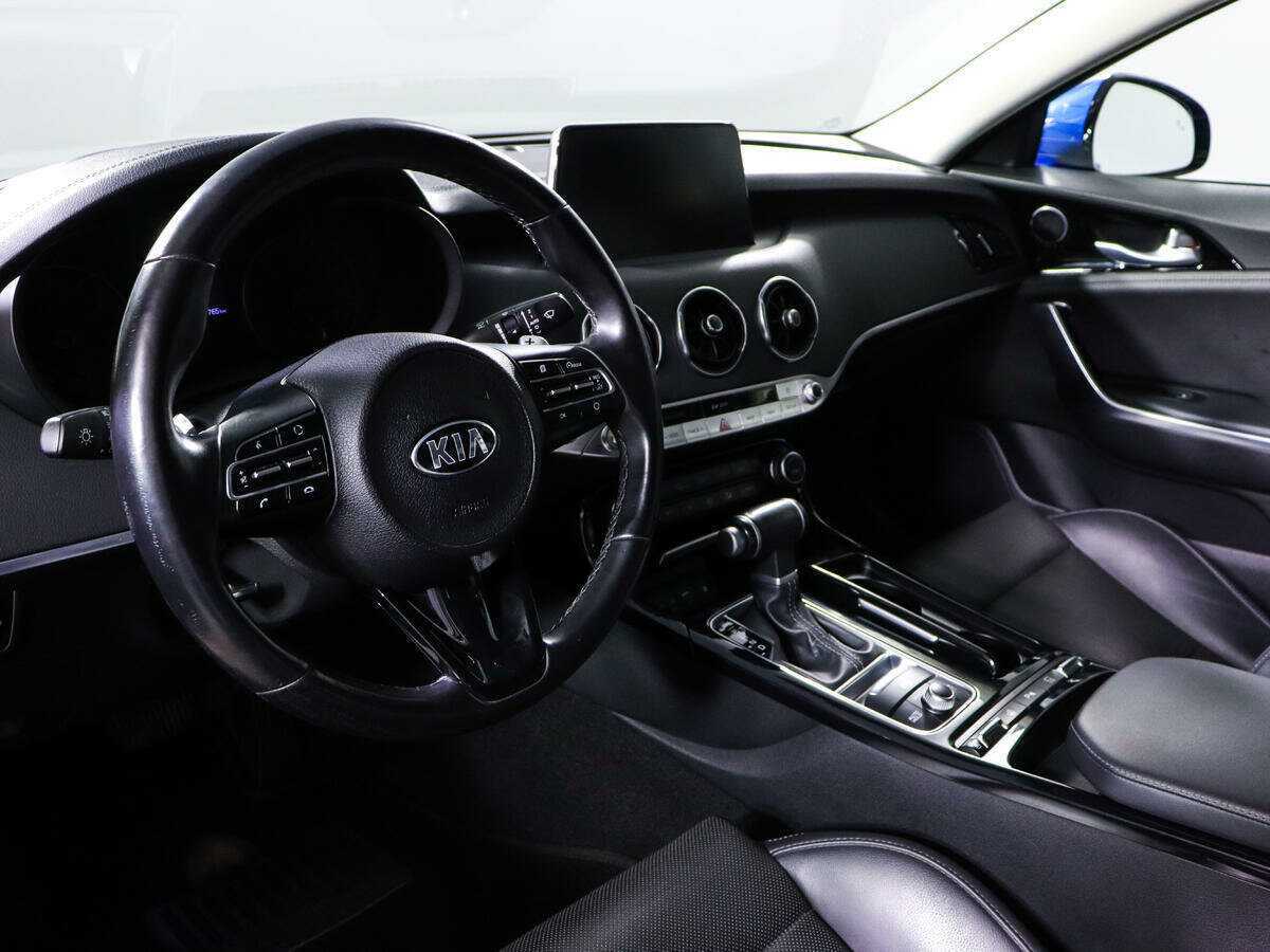 Купить Kia Stinger с пробегом. Фото: #11