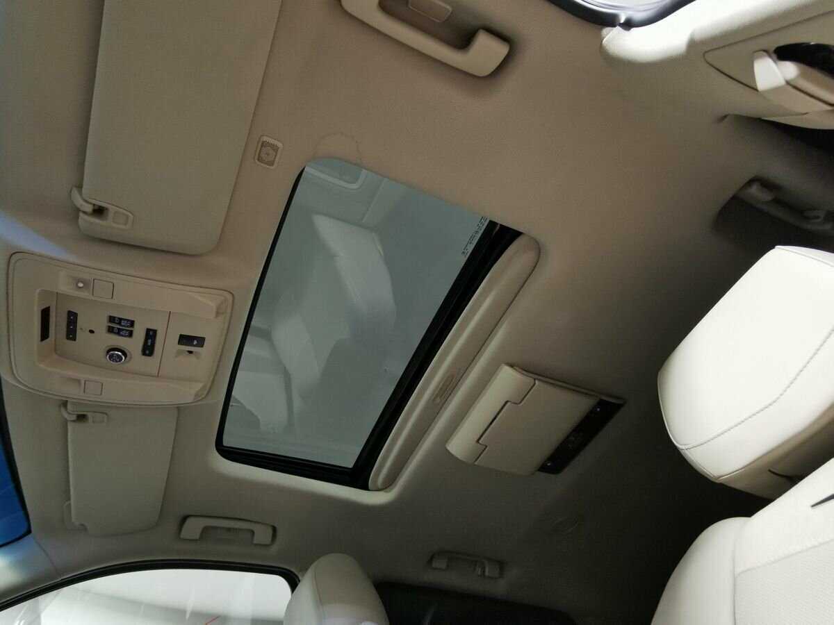 Купить Cadillac Escalade с пробегом. Фото: #19