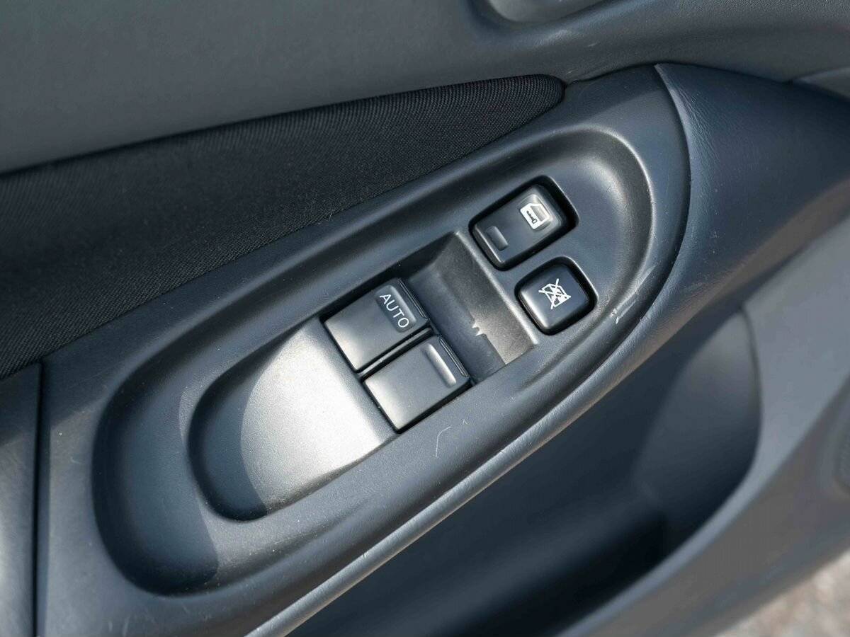 Купить Nissan Almera с пробегом. Фото: #15