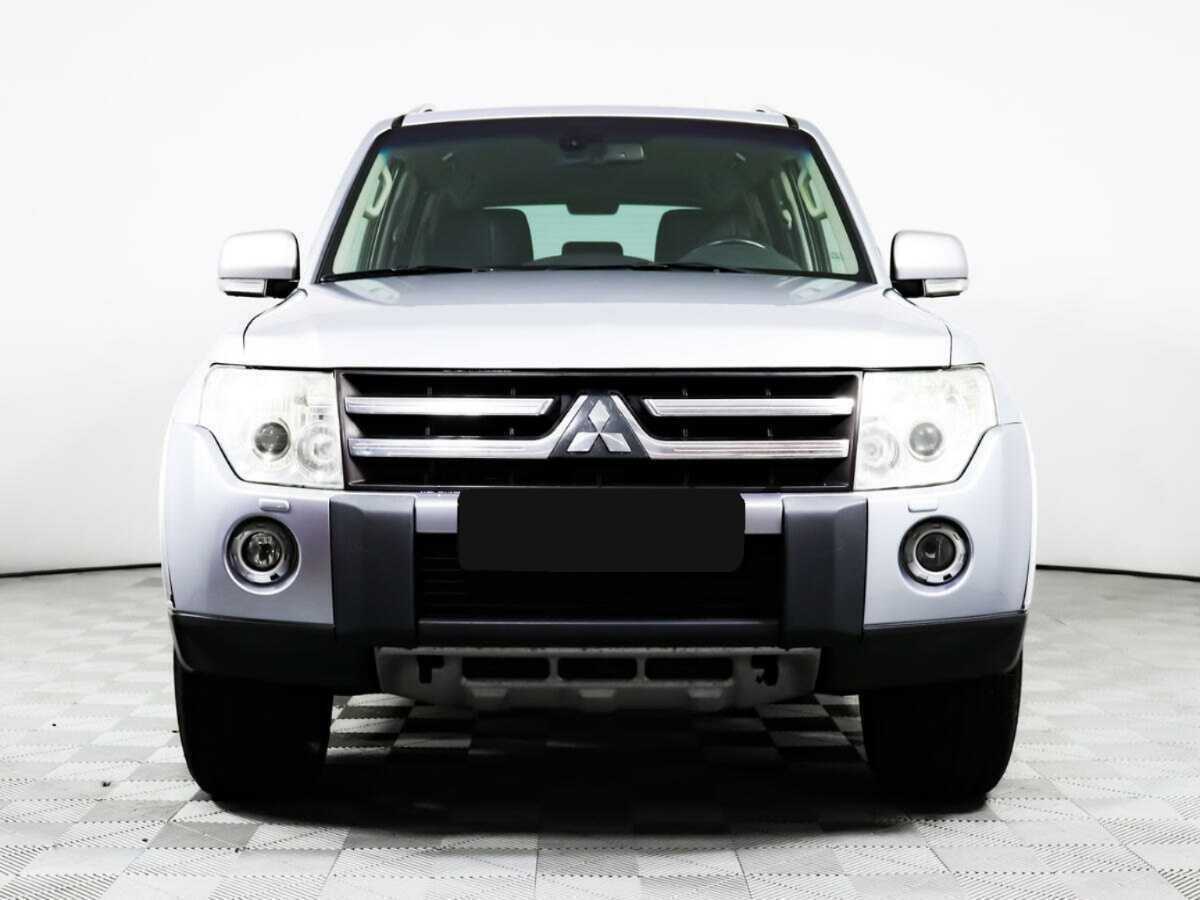 Купить Mitsubishi Pajero с пробегом. Фото: #1
