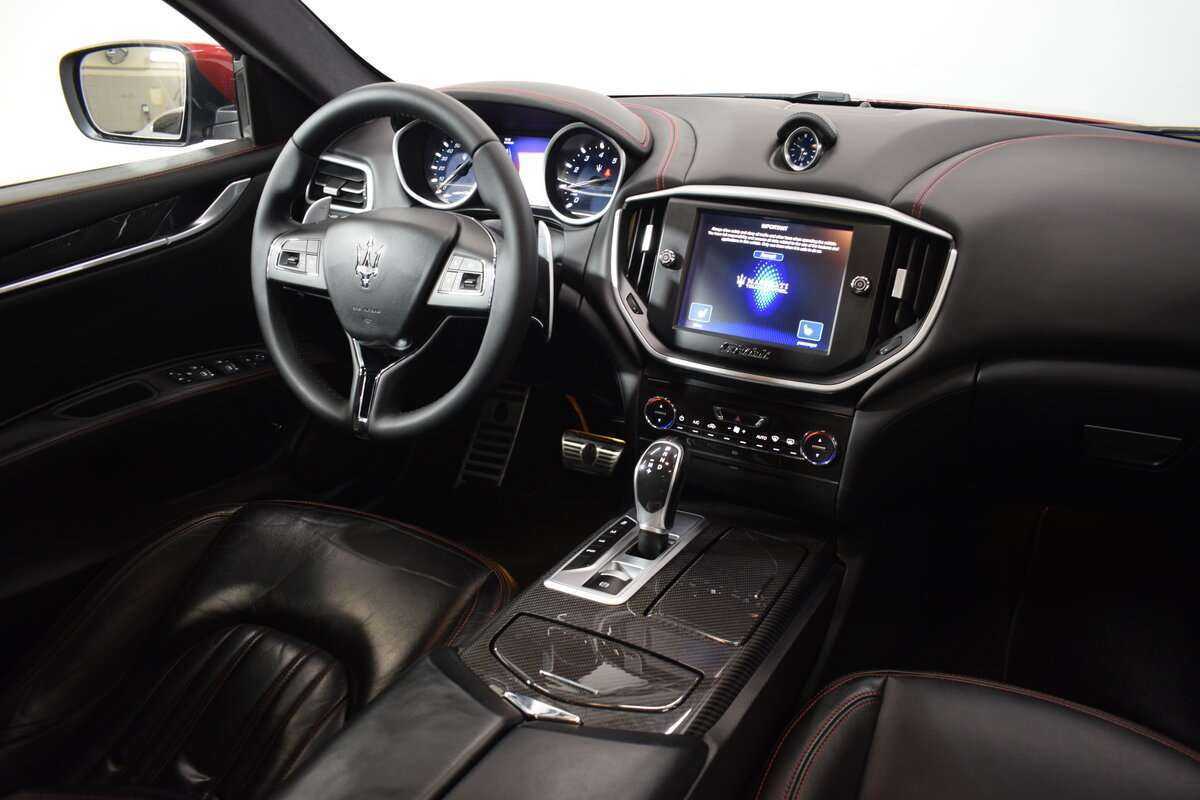 Купить Maserati Ghibli с пробегом. Фото: #8