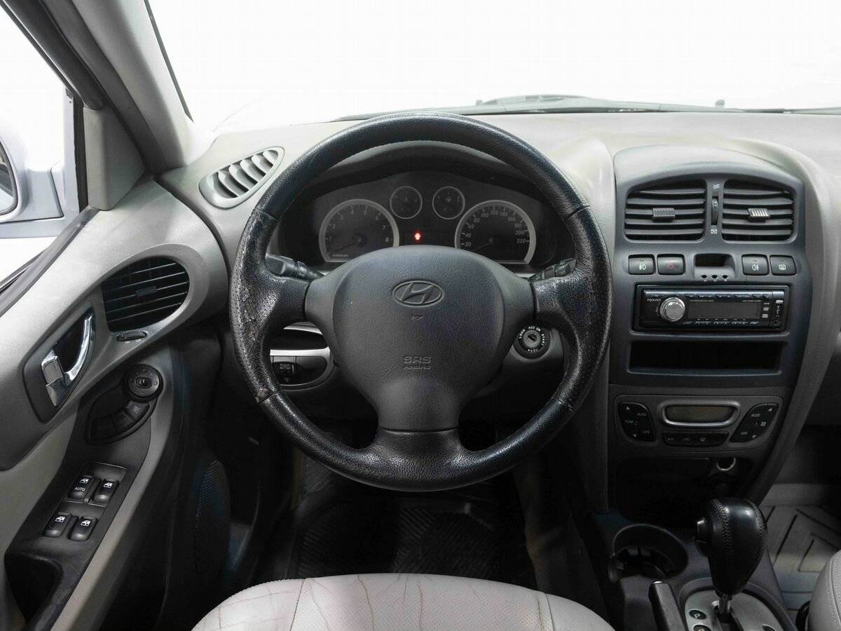 Купить Hyundai Santa Fe с пробегом. Фото: #13