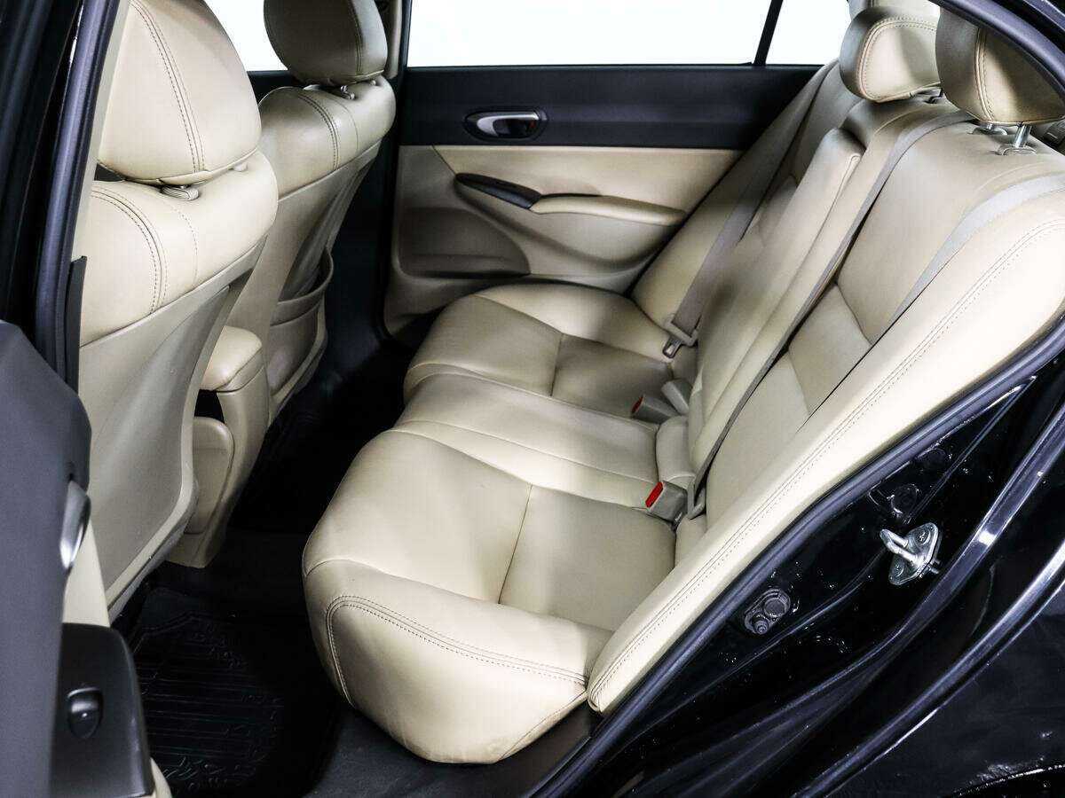 Купить Honda Civic с пробегом. Фото: #9