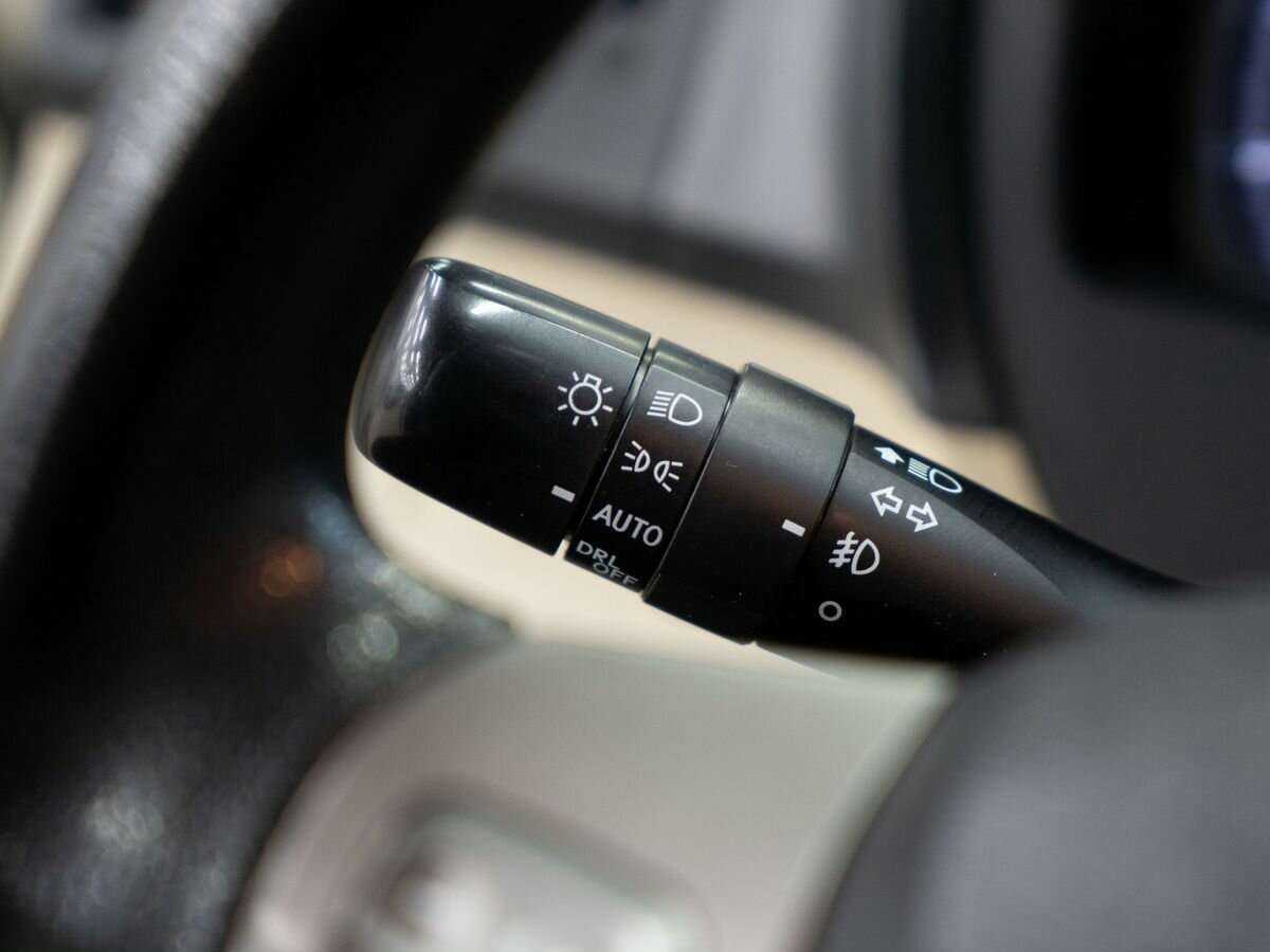 Купить Toyota Venza с пробегом. Фото: #17
