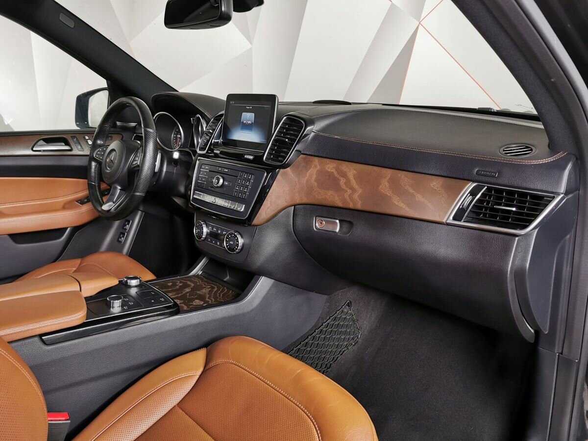 Купить Mercedes-Benz GLS с пробегом. Фото: #8