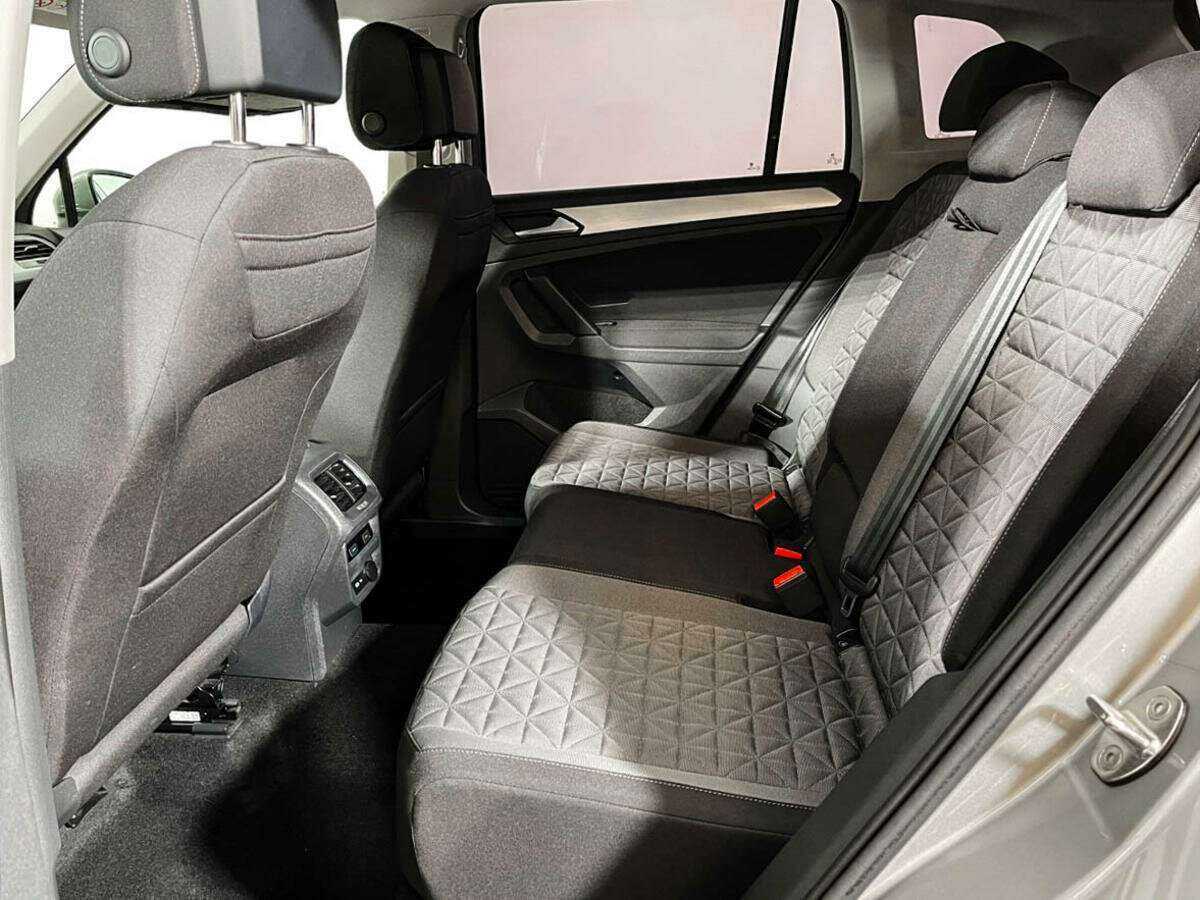 Купить Volkswagen Tiguan с пробегом. Фото: #7