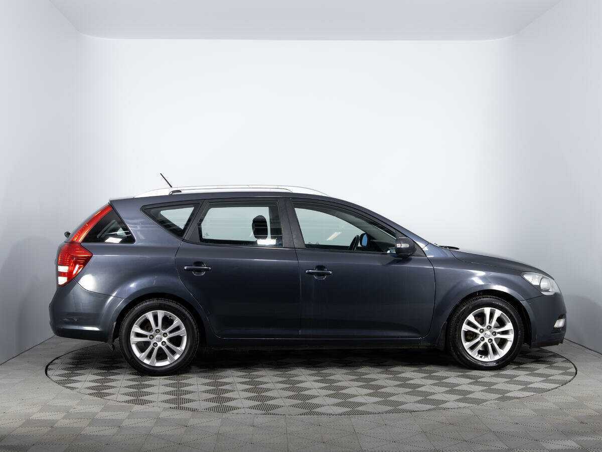 Купить Kia Ceed с пробегом. Фото: #3