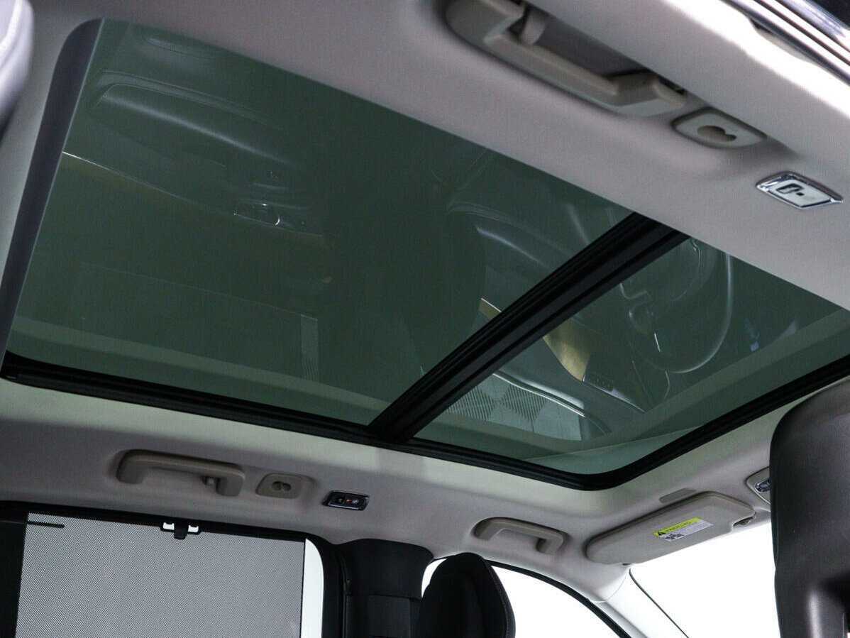 Купить Volvo XC90 с пробегом. Фото: #17