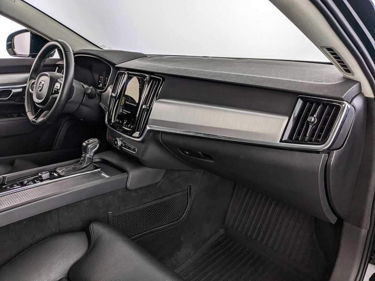 Купить Volvo S90 с пробегом. Фото: #8