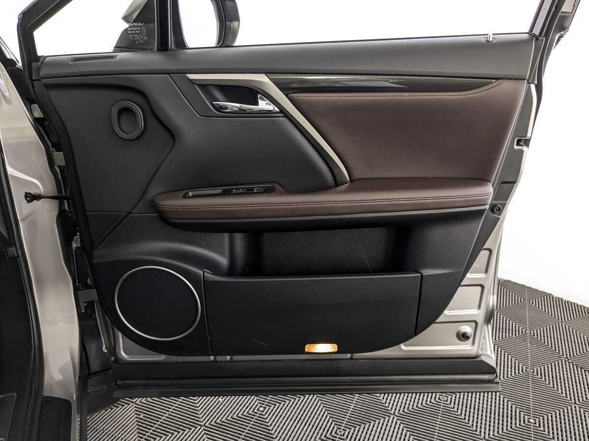 Купить Lexus RX с пробегом. Фото: #19