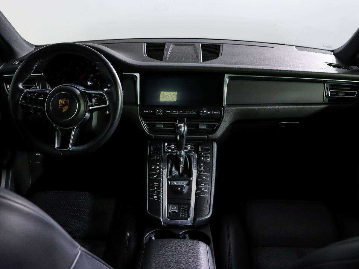Купить Porsche Macan с пробегом. Фото: #9