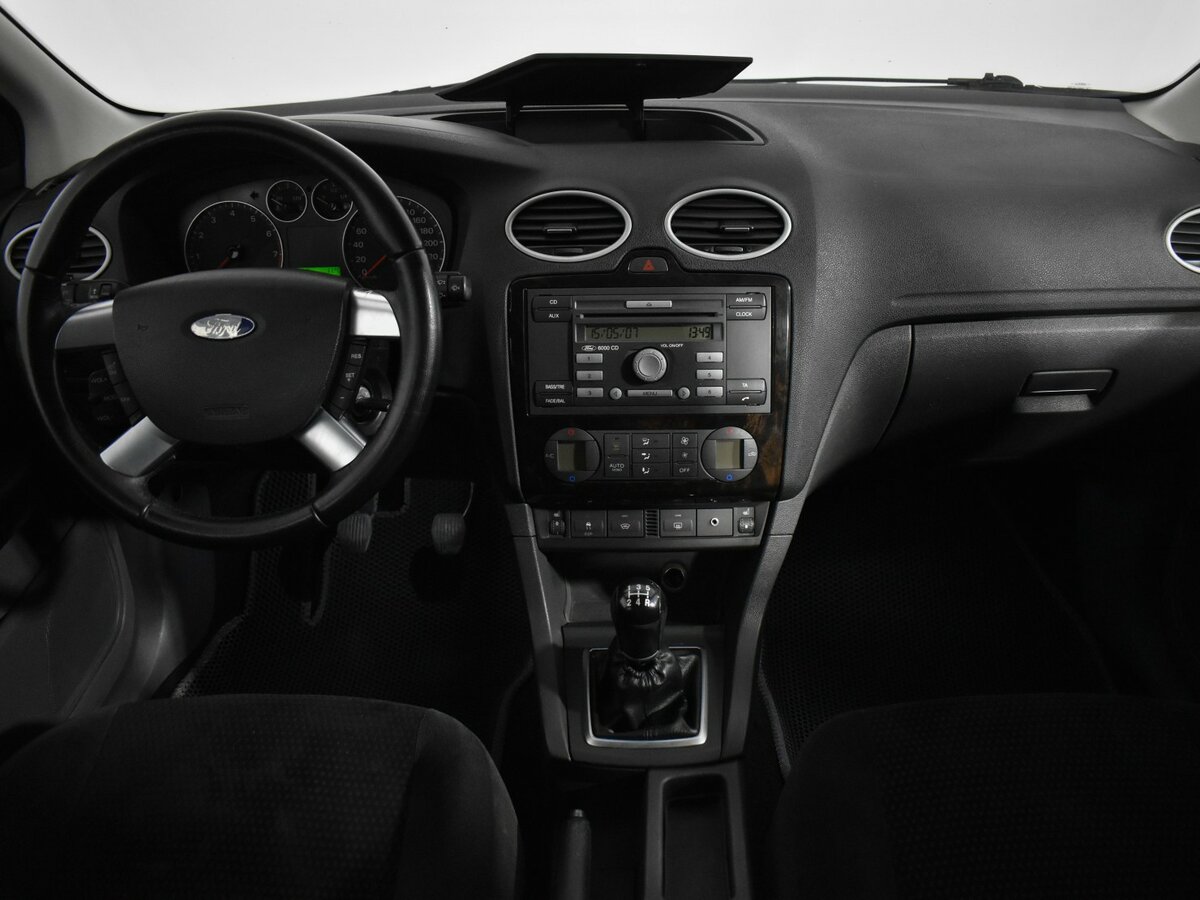 Купить Ford Focus с пробегом. Фото: #9