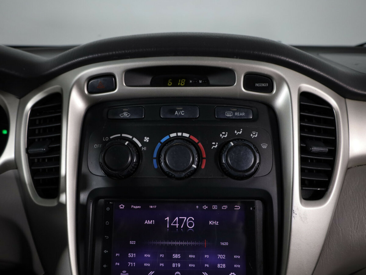 Купить Toyota Highlander с пробегом. Фото: #17