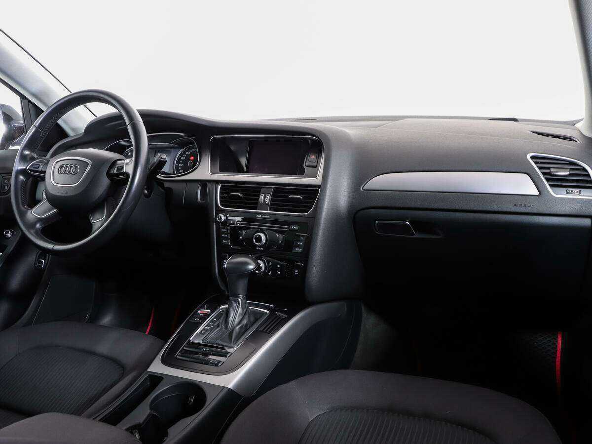 Купить Audi A4 с пробегом. Фото: #8