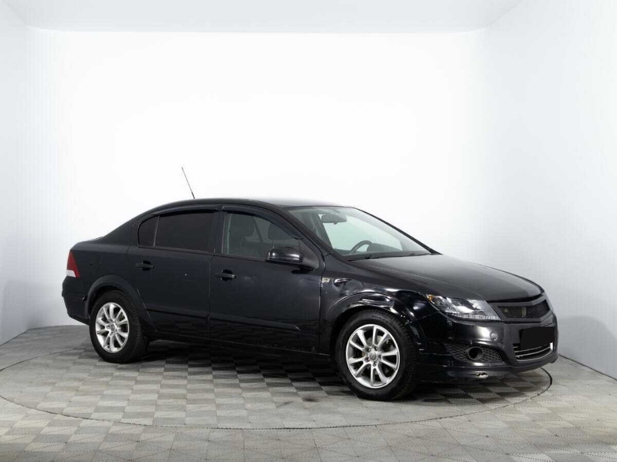 Купить Opel Astra с пробегом. Фото: #2