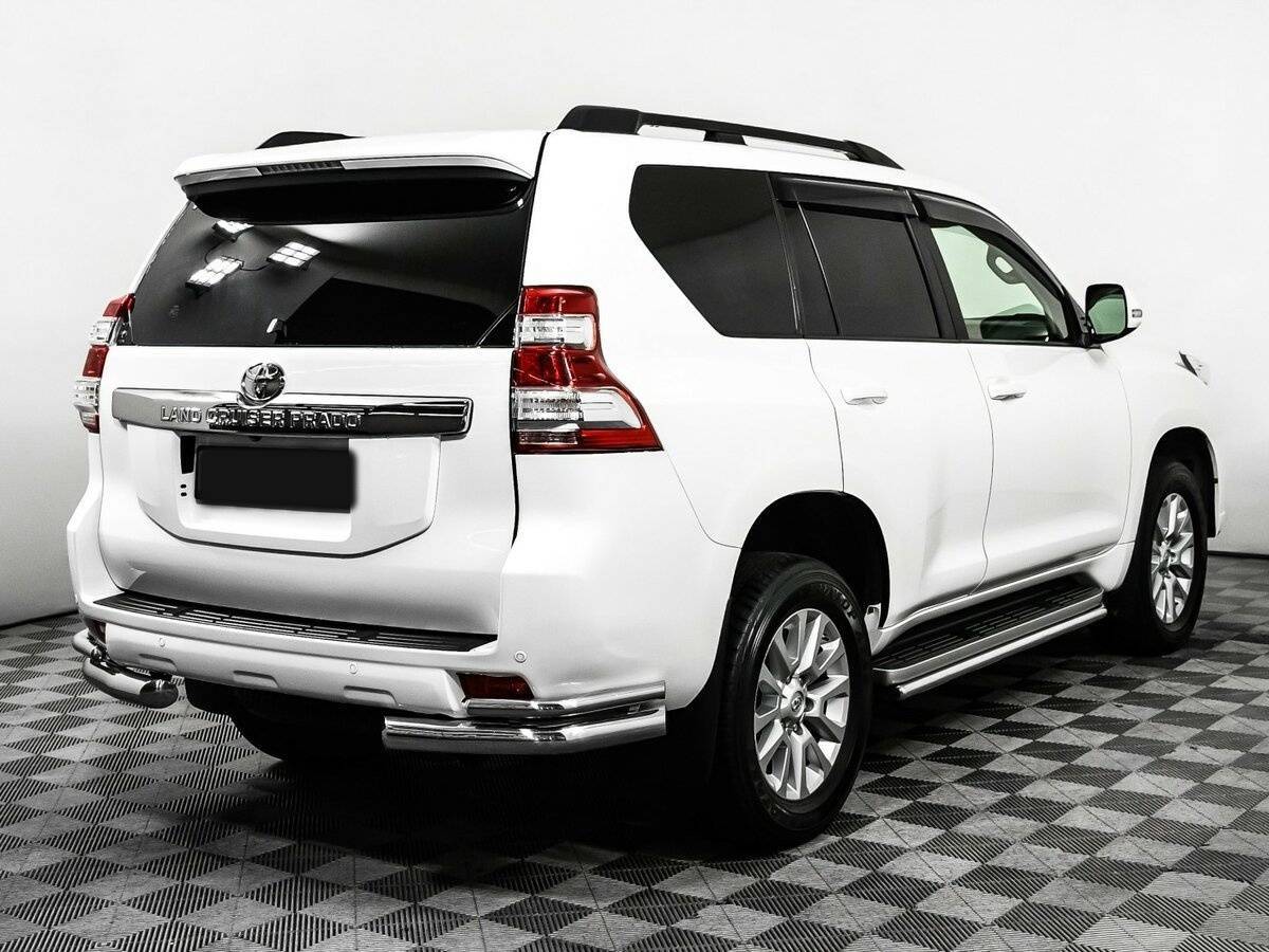 Купить Toyota Land Cruiser Prado с пробегом. Фото: #4