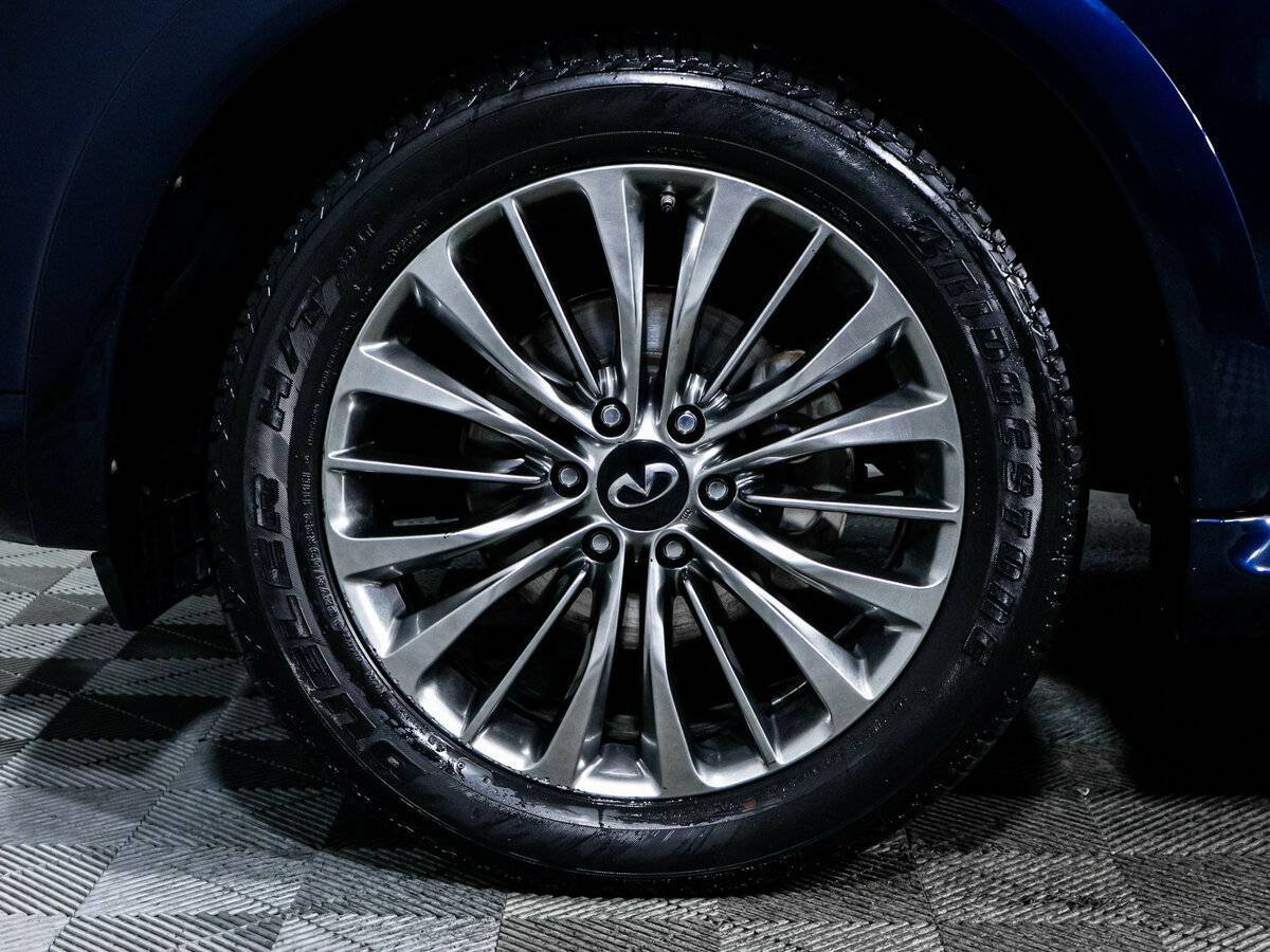 Купить Infiniti QX80 с пробегом. Фото: #13