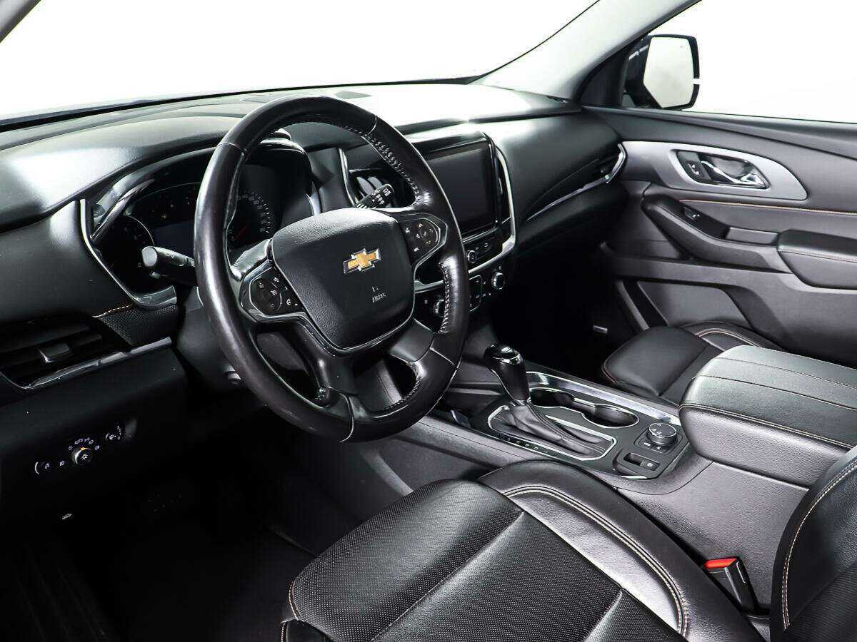 Купить Chevrolet Traverse с пробегом. Фото: #11