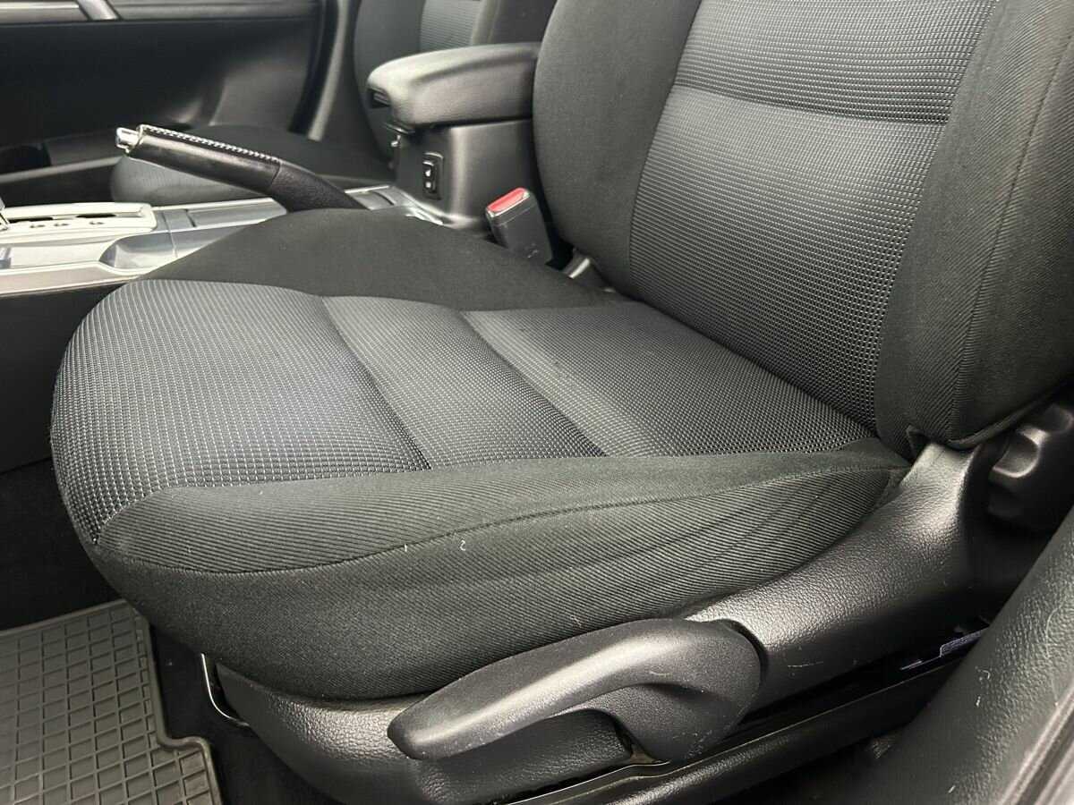 Купить Mazda 6 с пробегом. Фото: #9