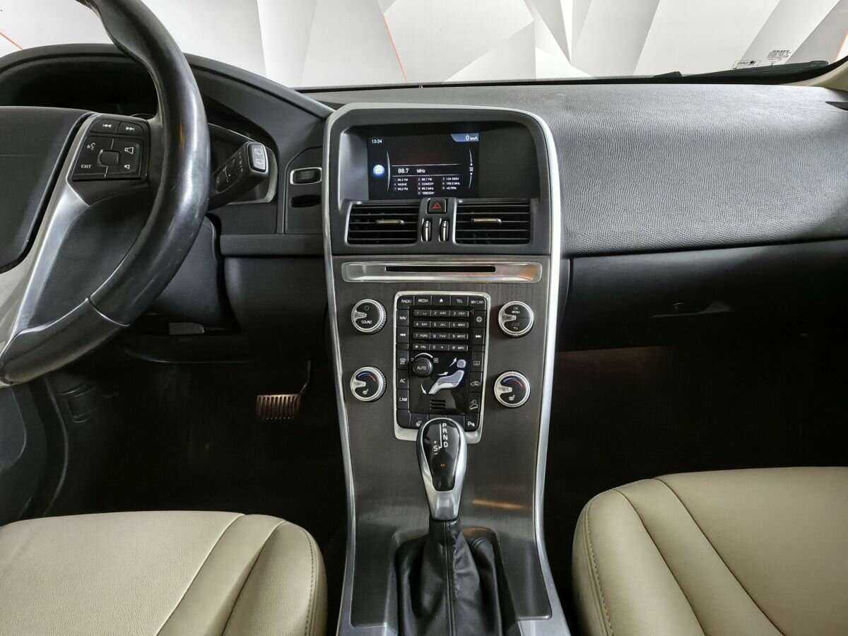 Купить Volvo XC60 с пробегом. Фото: #10