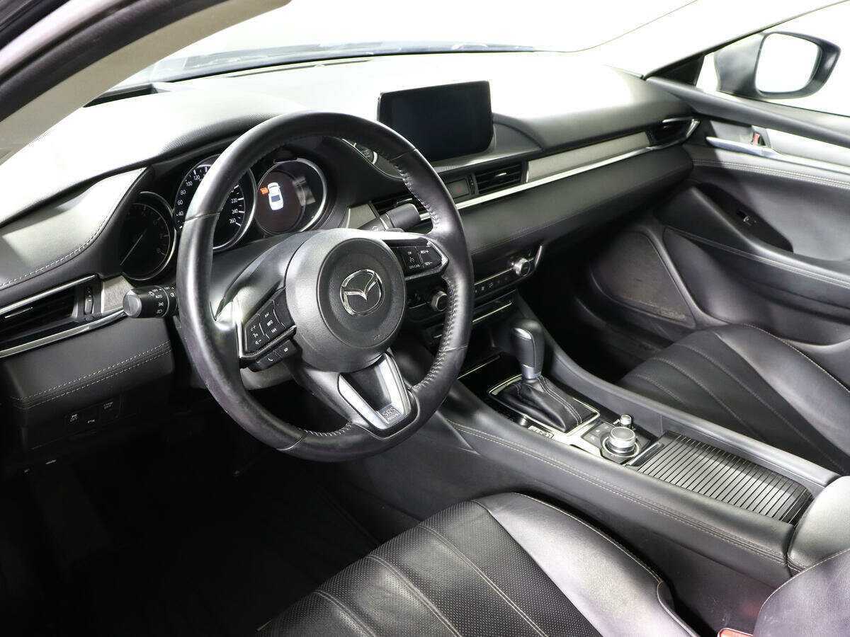 Купить Mazda 6 с пробегом. Фото: #11