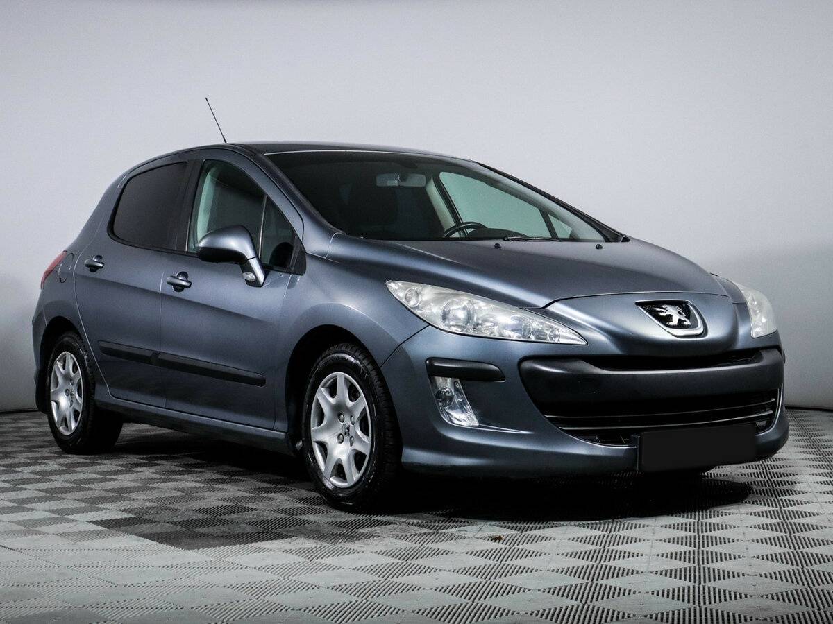 Купить Peugeot 308 с пробегом. Фото: #2