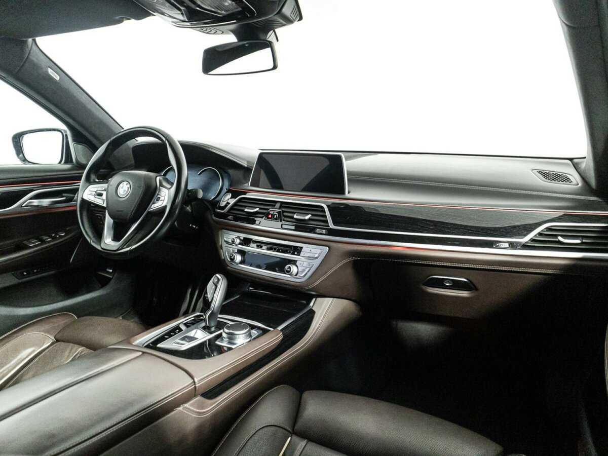 Купить BMW 7 серии с пробегом. Фото: #8