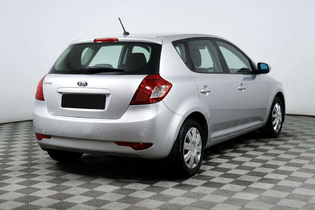 Купить Kia Ceed с пробегом. Фото: #4