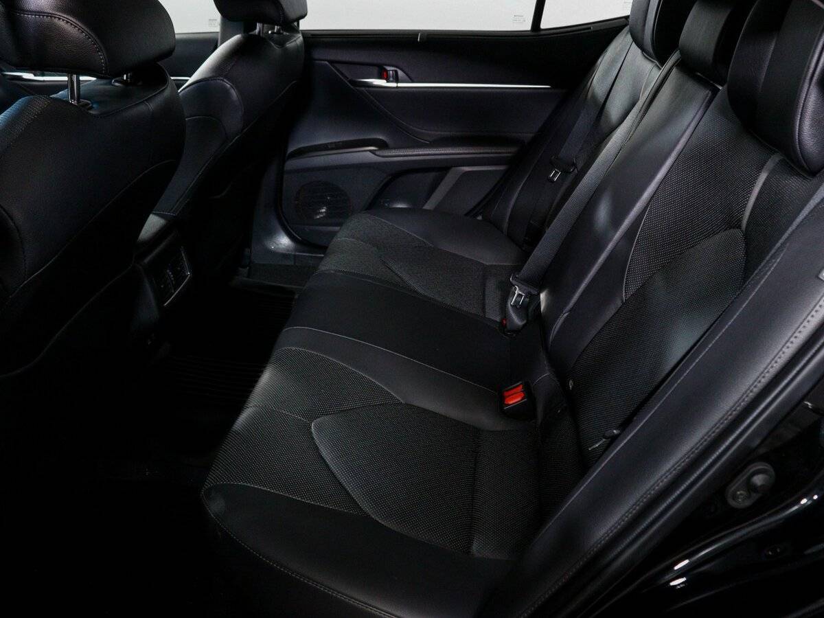 Купить Toyota Camry с пробегом. Фото: #8