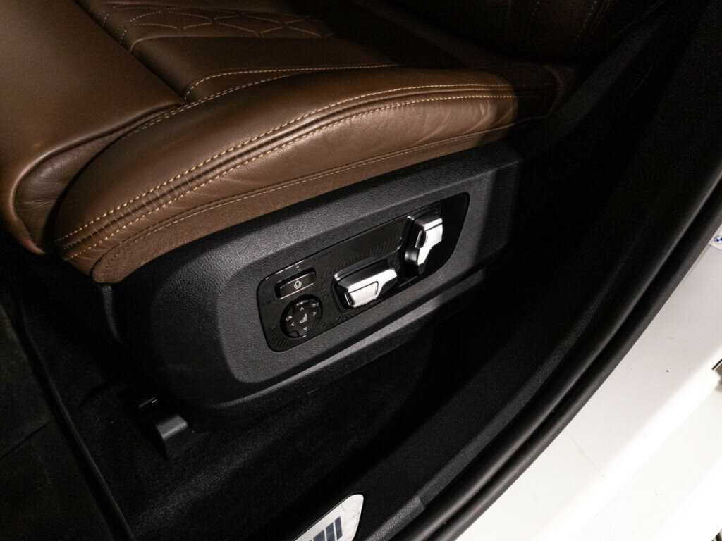 Купить BMW X6 с пробегом. Фото: #16
