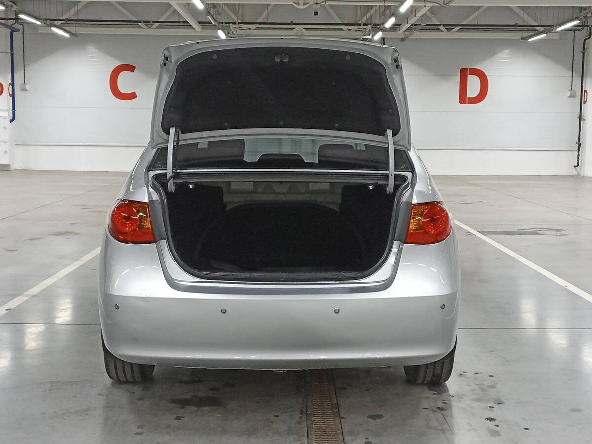 Купить Hyundai Elantra с пробегом. Фото: #9
