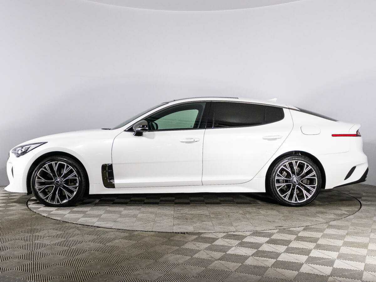 Купить Kia Stinger с пробегом. Фото: #7