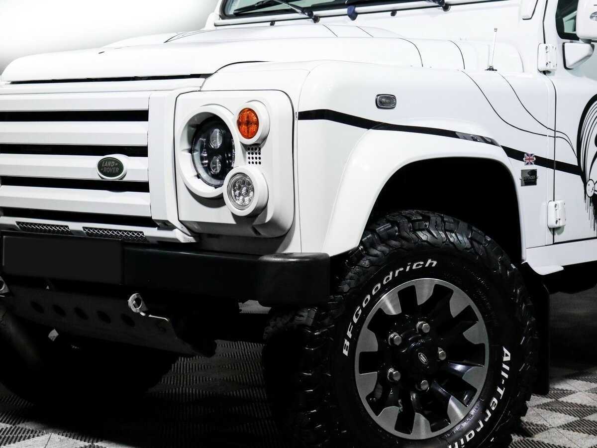 Купить Land Rover Defender с пробегом. Фото: #16