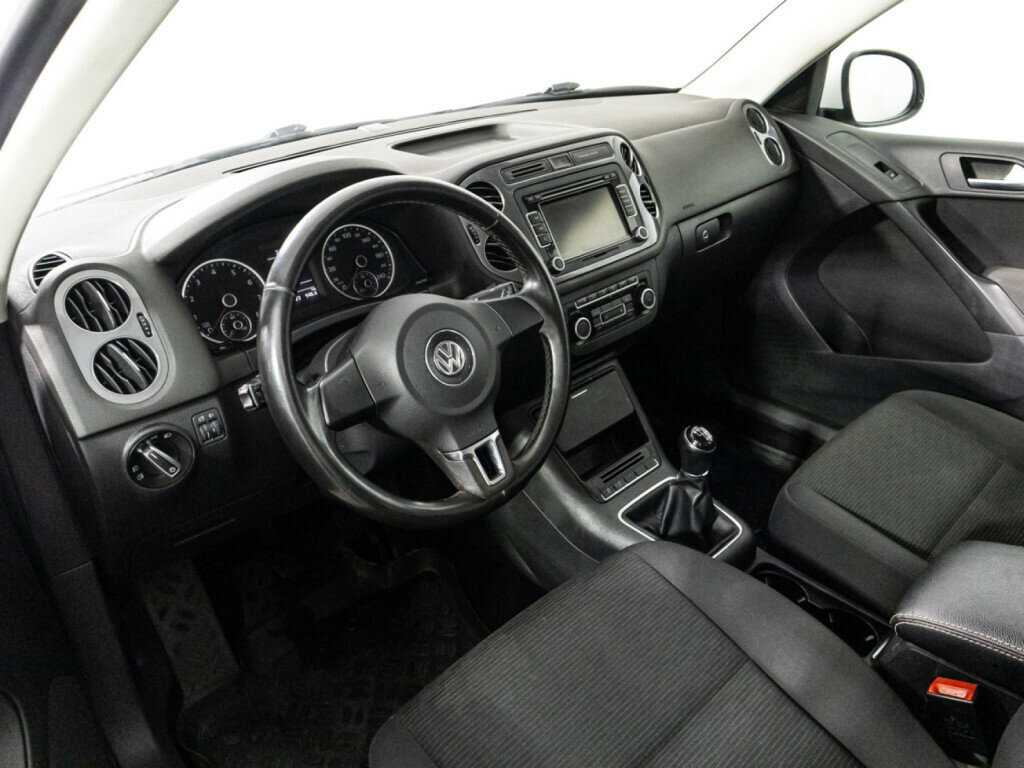 Купить Volkswagen Tiguan с пробегом. Фото: #10