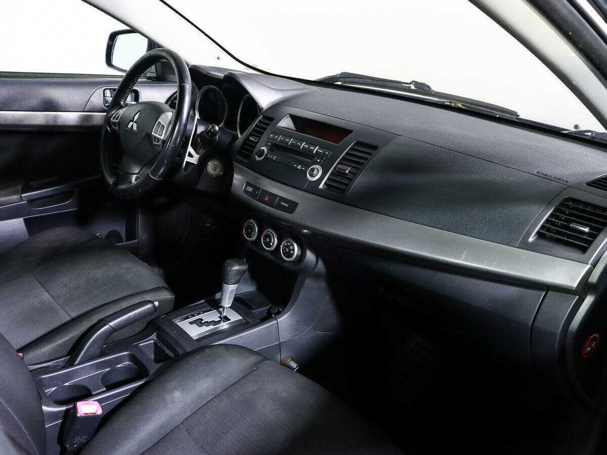 Купить Mitsubishi Lancer с пробегом. Фото: #6