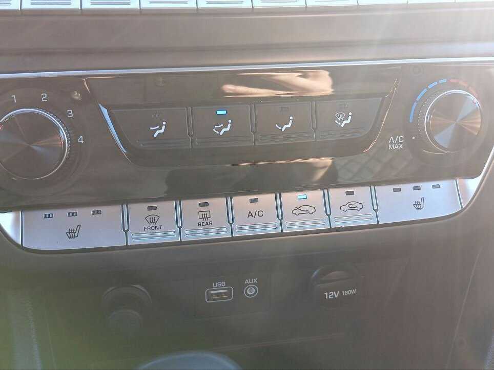 Купить Hyundai Sonata с пробегом. Фото: #10