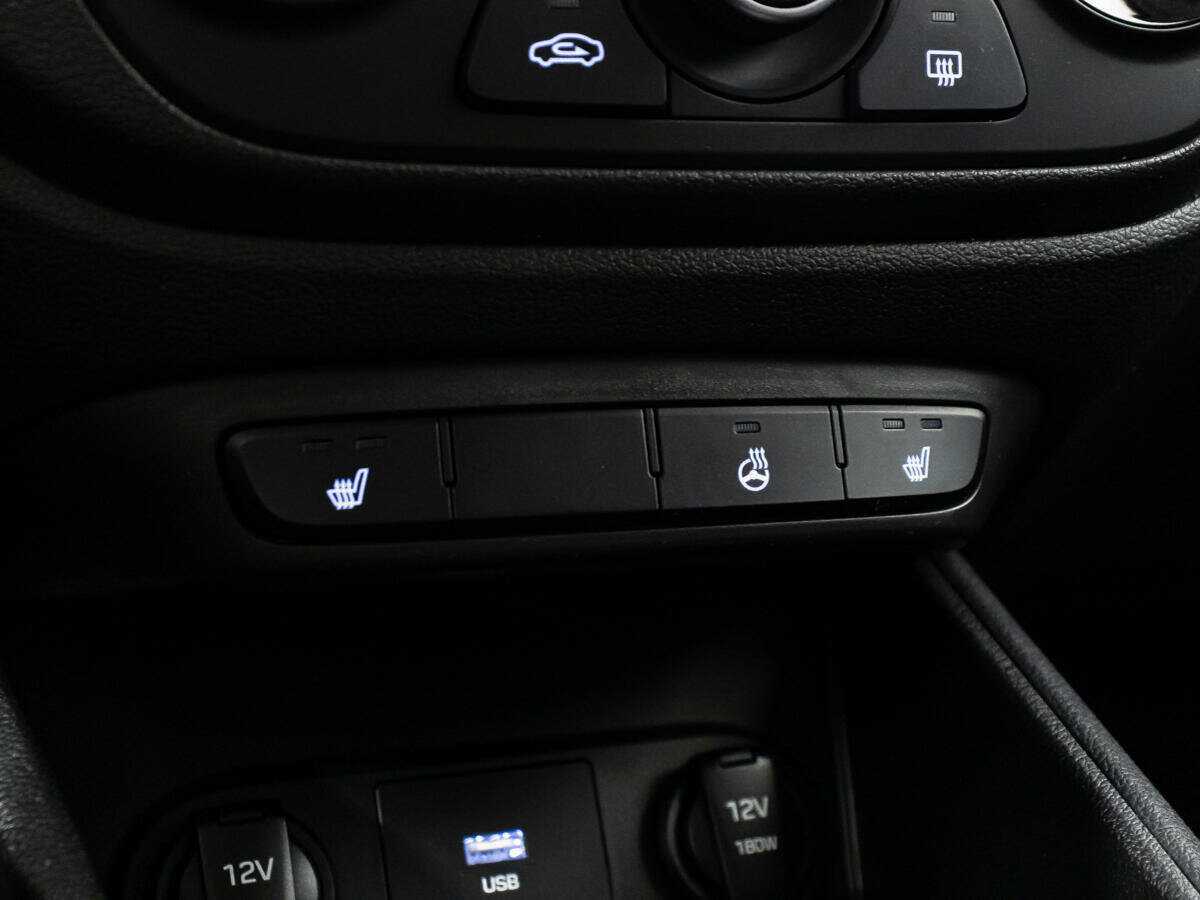 Купить Hyundai Solaris с пробегом. Фото: #15