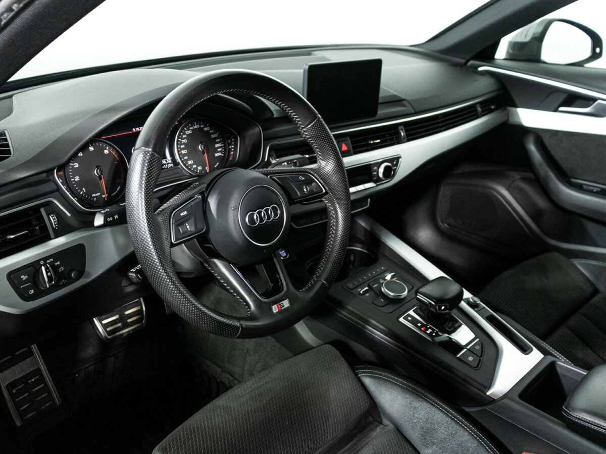 Купить Audi A4 с пробегом. Фото: #10