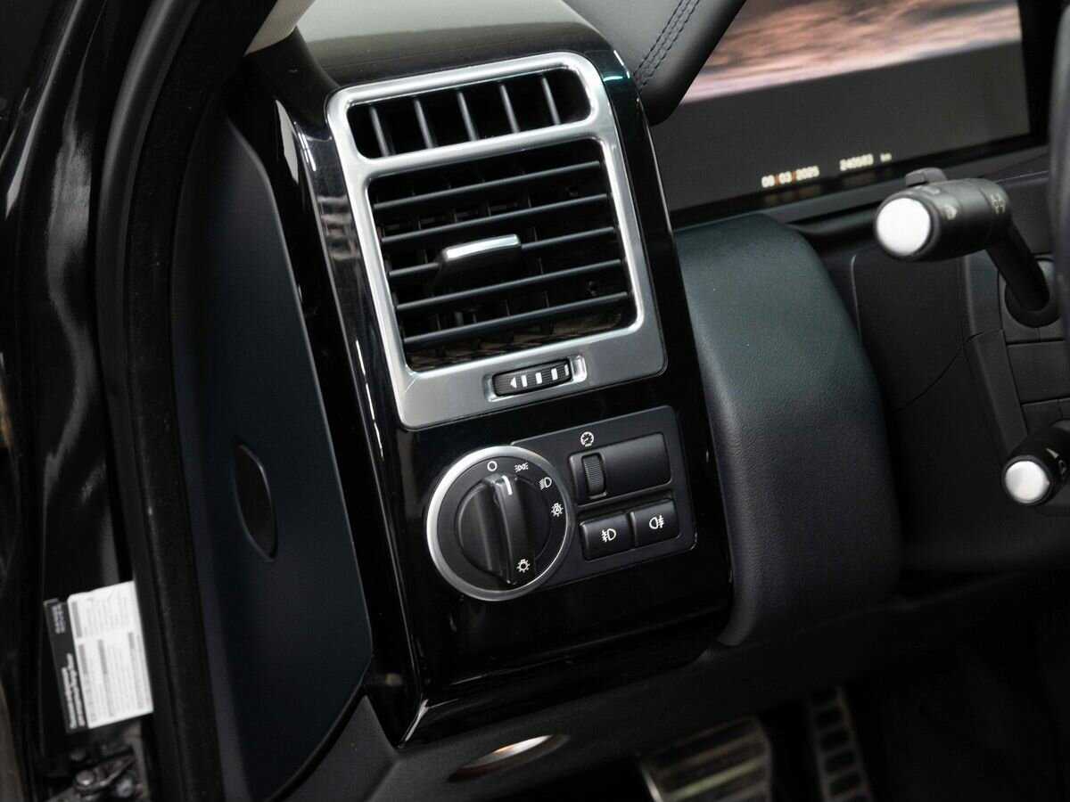 Купить Land Rover Range Rover с пробегом. Фото: #20