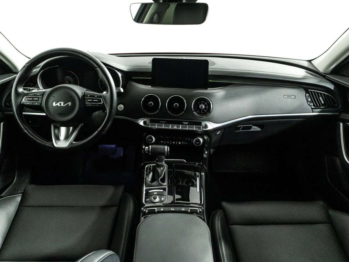 Купить Kia Stinger с пробегом. Фото: #12