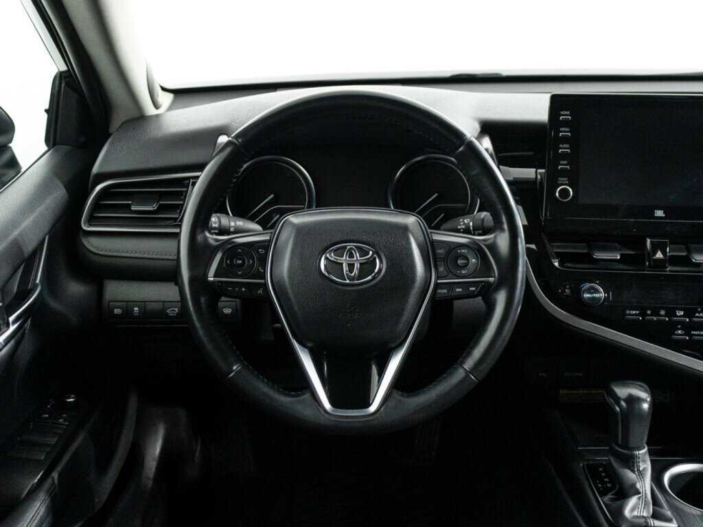 Купить Toyota Camry с пробегом. Фото: #20