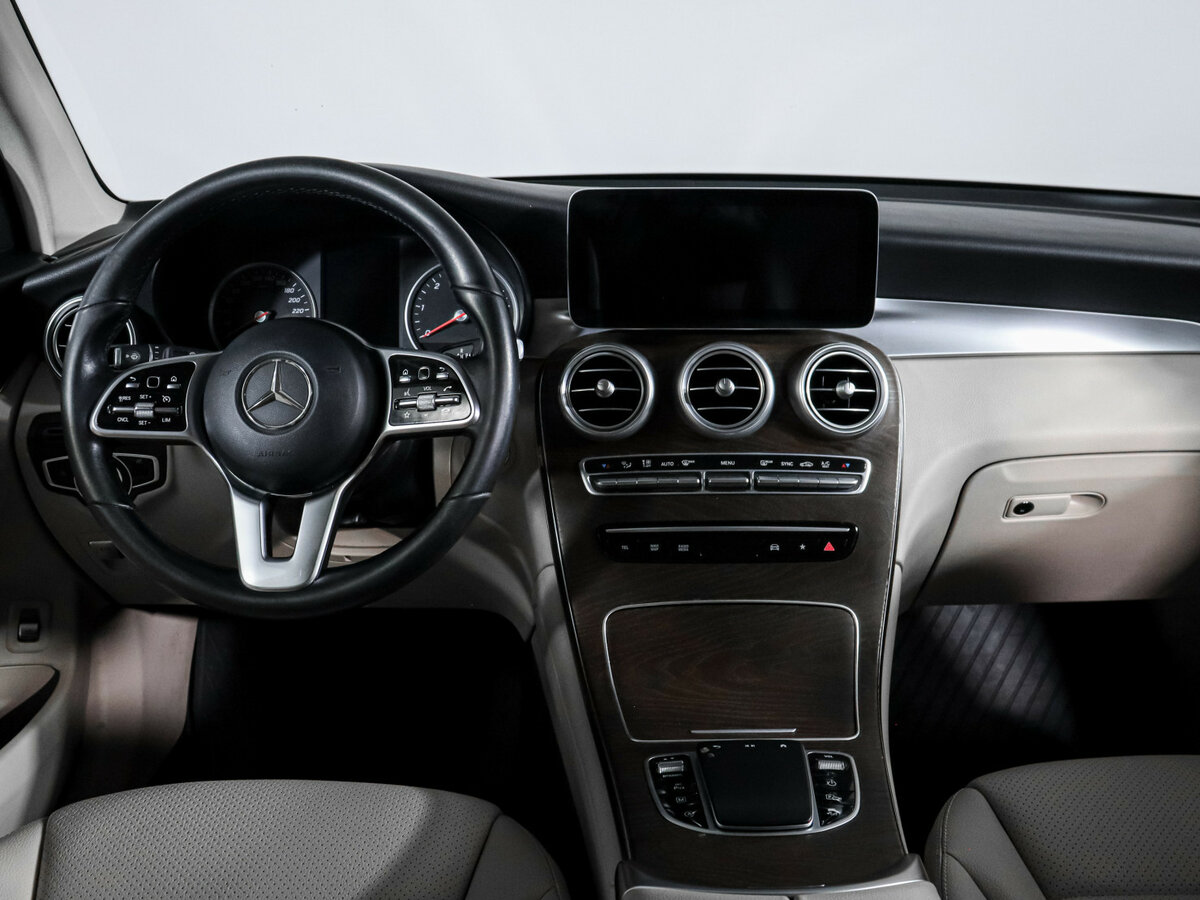 Купить Mercedes-Benz GLC с пробегом. Фото: #9