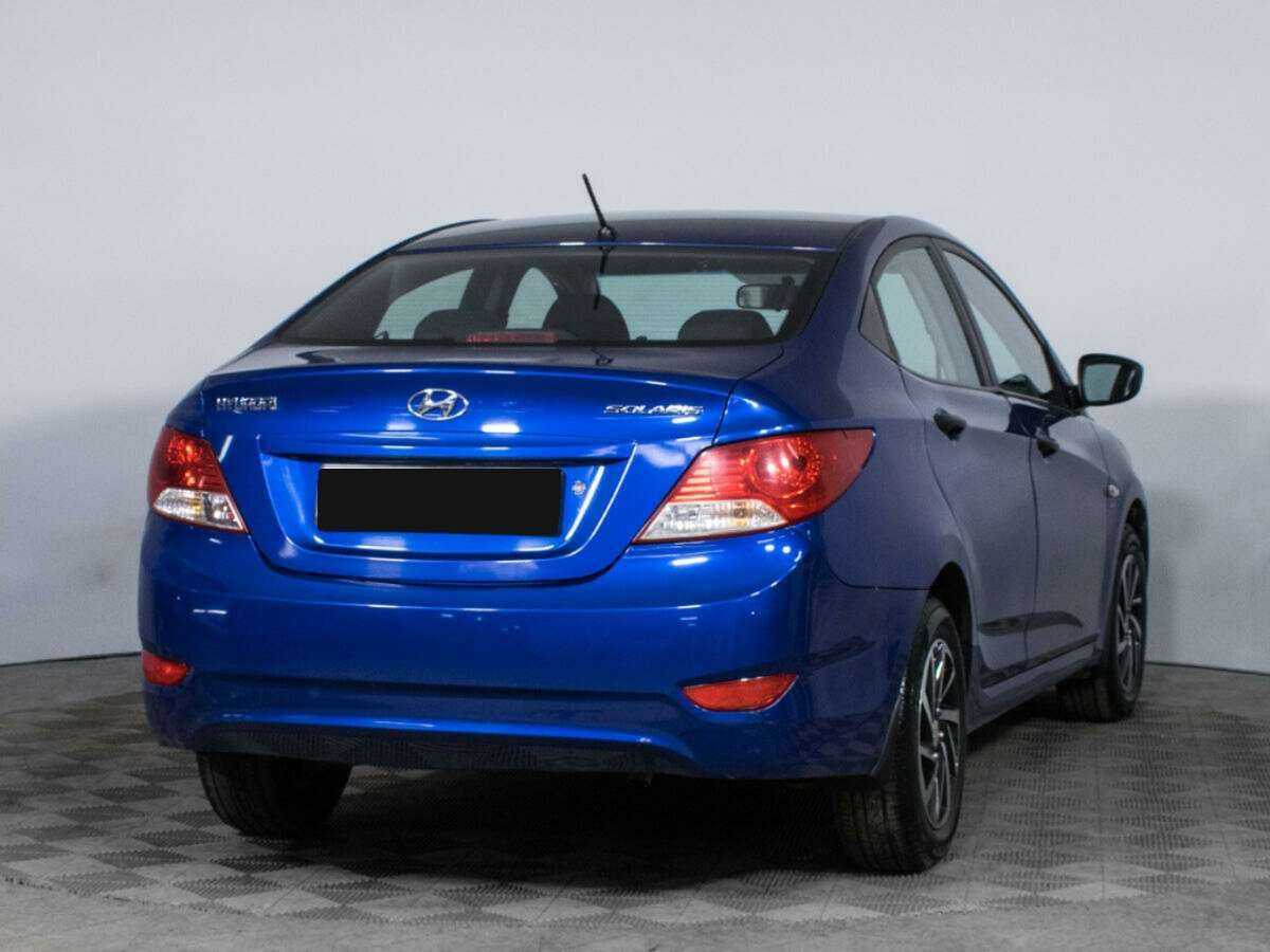 Купить Hyundai Solaris с пробегом. Фото: #4
