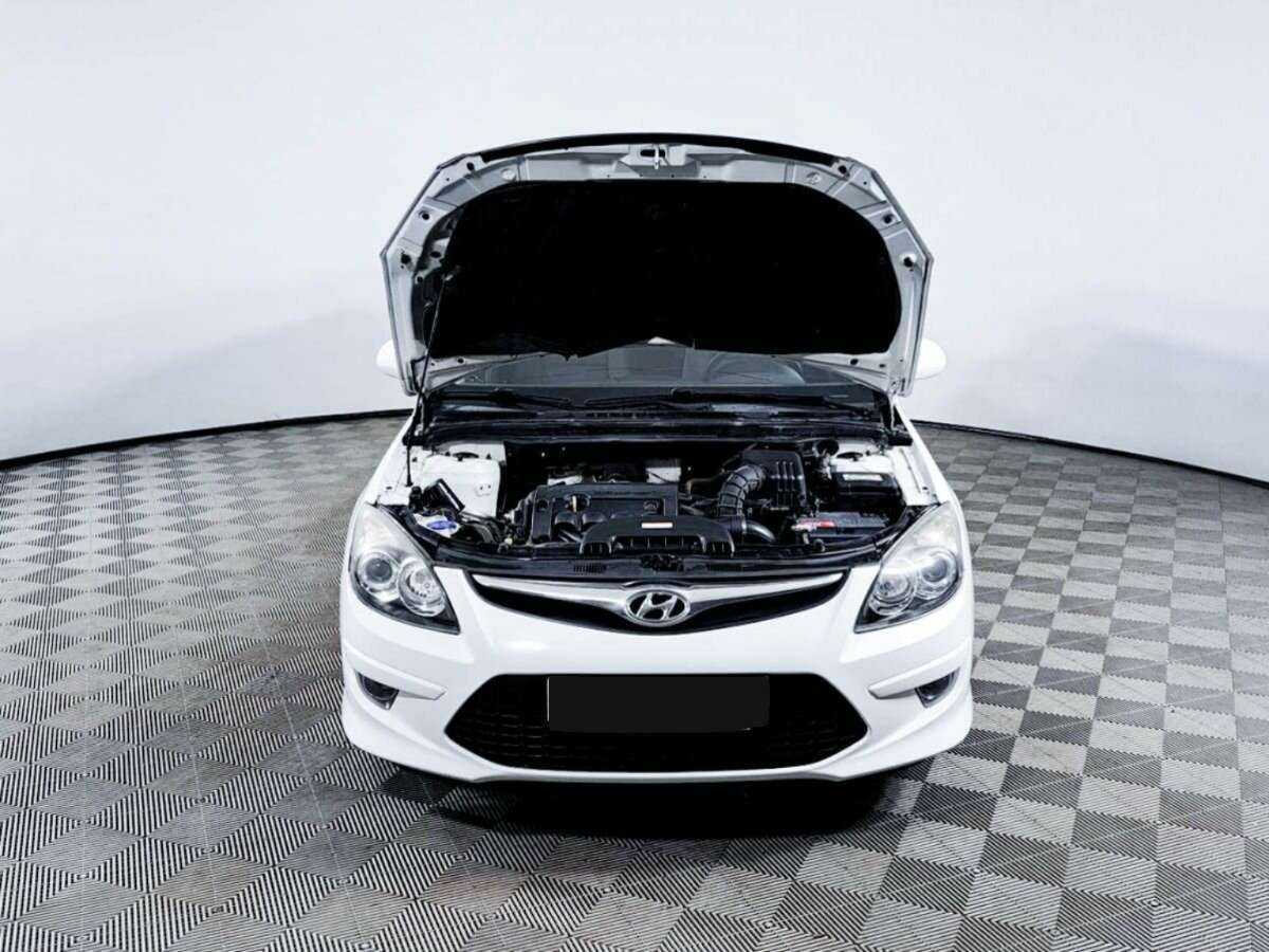 Купить Hyundai i30 с пробегом. Фото: #8