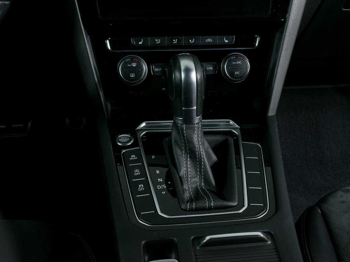 Купить Volkswagen Arteon с пробегом. Фото: #15